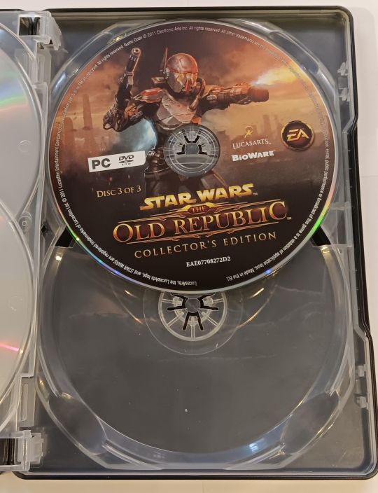 Star Wars Old Republic Collectors Edition Kaytetty PC Sisaltaa: Oma Collectors Laatikko Avaamaton Darth