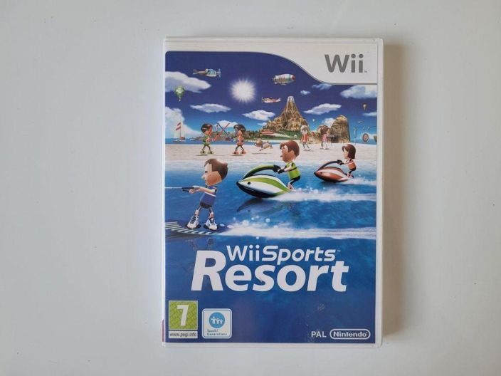 Wii Sports Resort kaytetty Suomi-versio Suomi manuaali loytyy