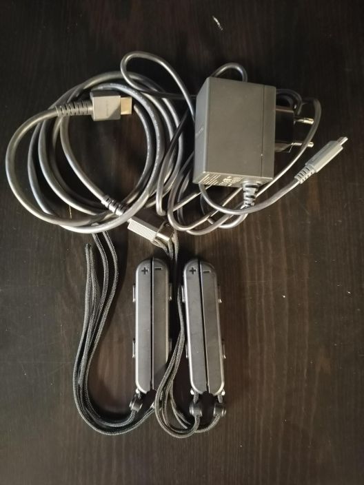 Nintendo Switch V1 konsoli käytetty tuotekuva 2