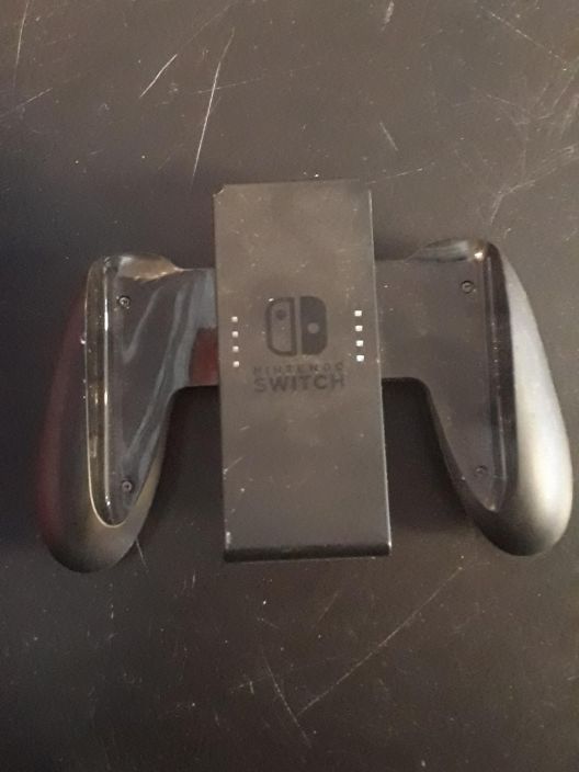 Nintendo Switch Joycon ohjaimien pidike Esittely kpl poistohintaan