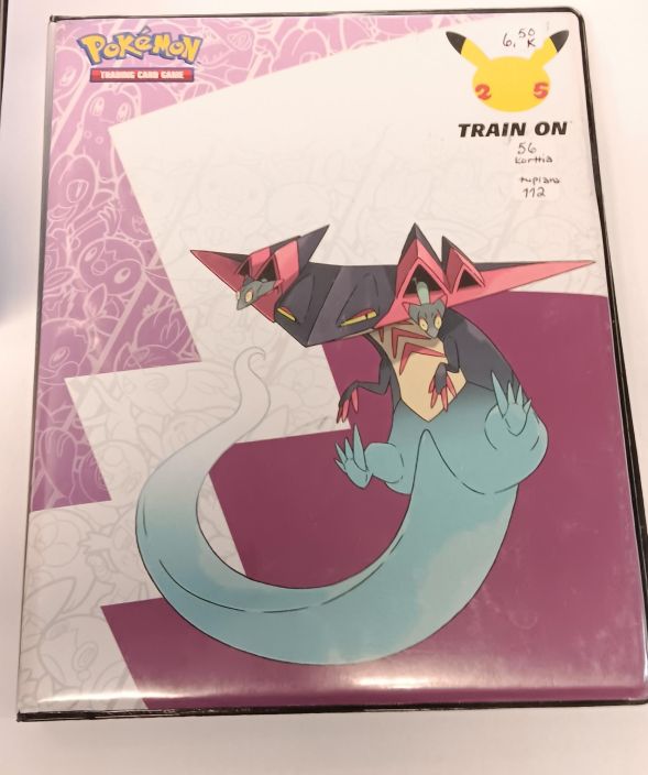 Pokemon 25 anniversary kansio Kaytetty Mahtuu yksittain 56 korttia, tupla taytettyna 112