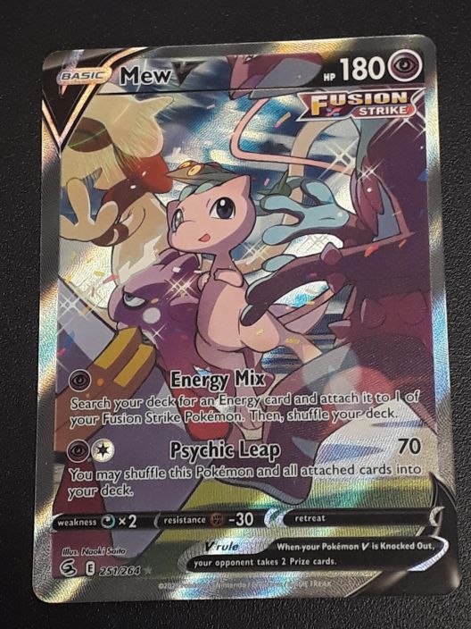 Mew V 251/264 Kunto: NM/M