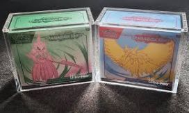 Ultra Pro Acrylic Elite Trainer Display for Pokemon / Magic Akryyli Laatikko