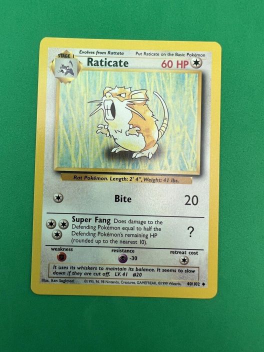 Raticate 40/102 Kunto: NM
