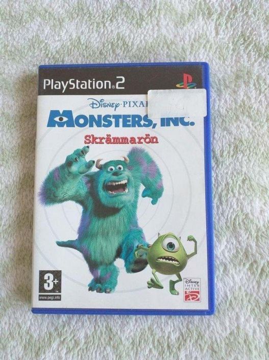 Disney/Pixar Monsters inc Skrammaron kaytetty PS2 Ruotsin kielinen