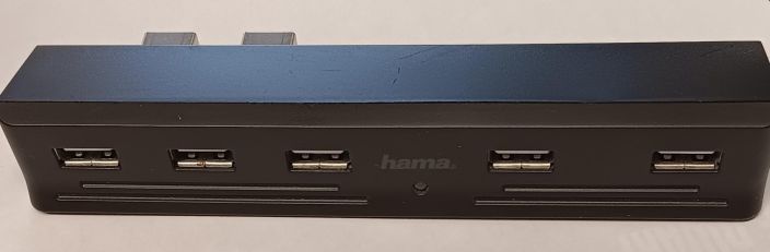 Hama USB Portin Jakaja PS3 Liitetaan kahdella USB portilla konsoliin, Jakajassa tilaa 5delle USB piuhalle