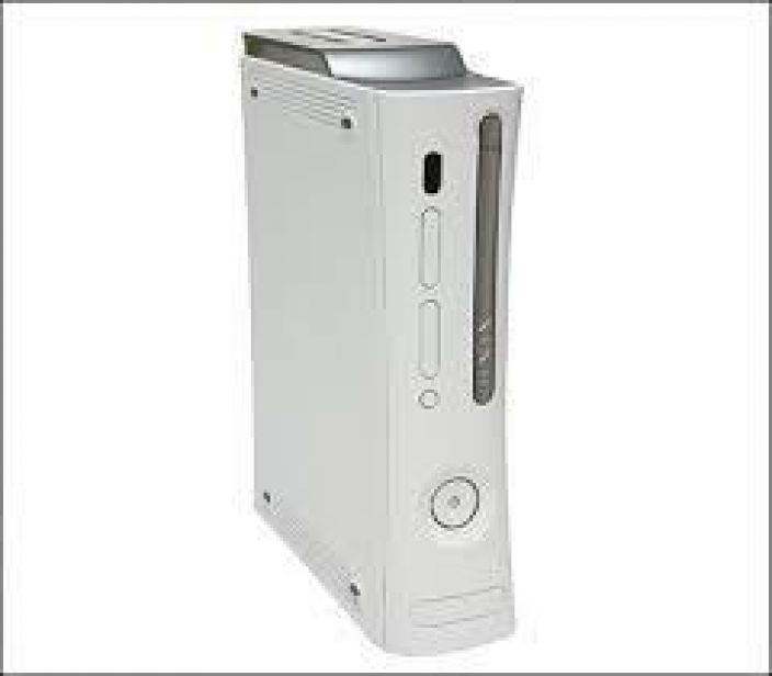 Xbox 360 Valkoinen 60gb kaytetty Ei virtajohtoa Ei Virtajohtoa, vain konsoli