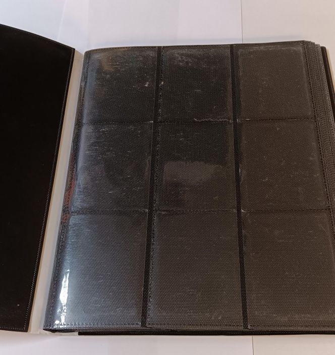 Pikachu Pro Binder Kansio Kaytetty Kaytetty 20 sivulta taytettavaa sivua, tilaa siis