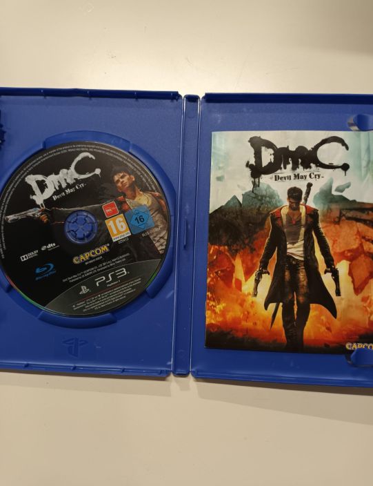 DMC Devil May Cry Loose Kaytetty PS3 Ei omia kansi pahveja