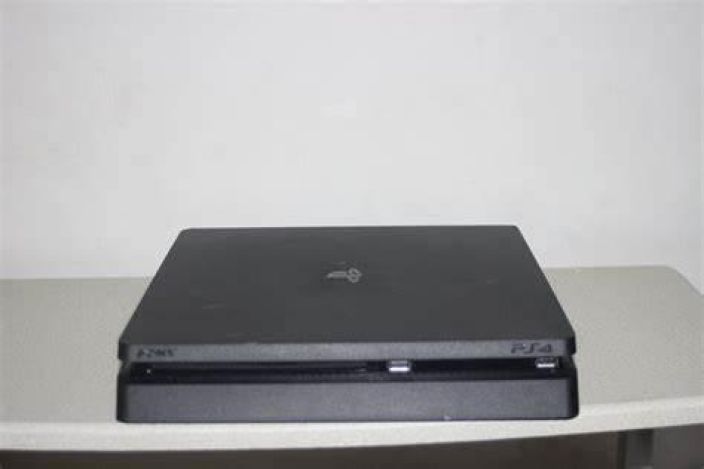 Playstation 4 Slim 500GB musta 500 GB slim Siisti yksilo