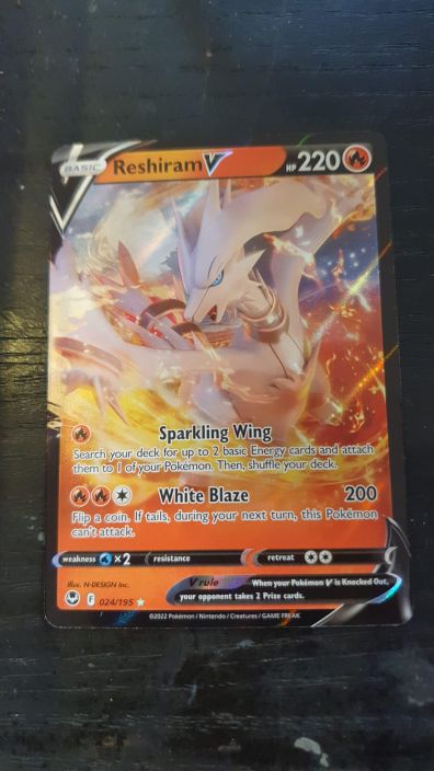 Reshiram V 024/195 Kunto: NM