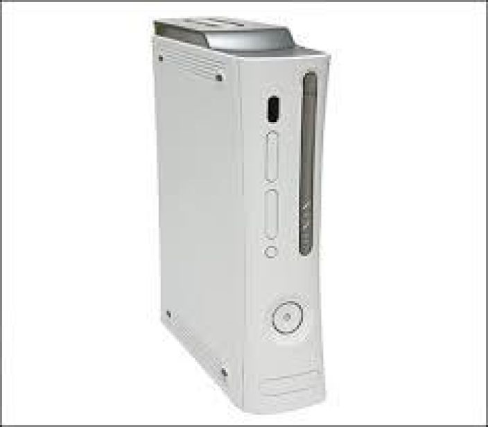 Xbox 360 Valkoinen 60gb kaytetty xbox Mukaan tulee virtajohto