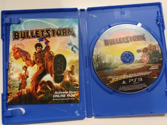 Bulletstorm Loose Kaytetty PS3 Ei omia kansi pahveja