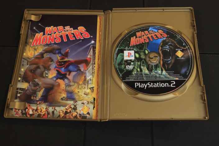 War of the Monsters kaytetty PS2