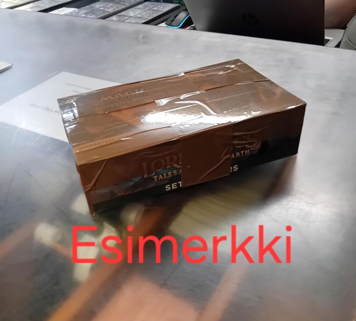 Magic bulkki booster laatikko Sisaltaa noin 1,5 kiloa kortteja