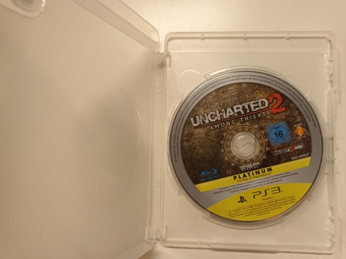 Uncharted 2 Among Thieves Loose Kaytetty PS3 Ei omia kansi pahveja