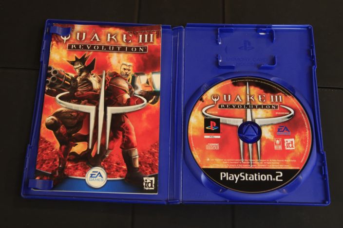 Quake III revolution kaytetty PS2