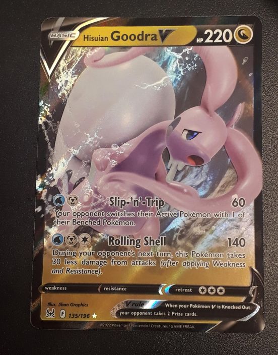 Hisuian Goodra V 135/196 Kunto: NM/M