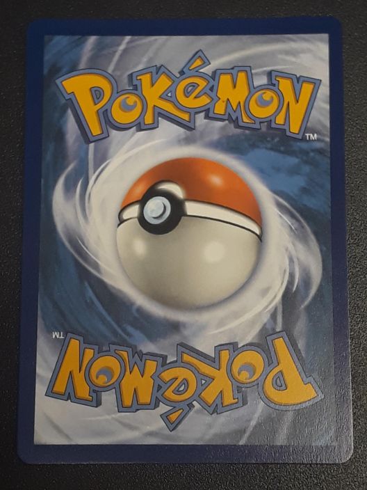 Galarian Stunfisk V 128/189 Kunto: NM/M