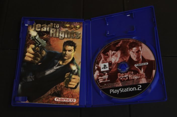Dead to rights kaytetty PS2 NAMCO