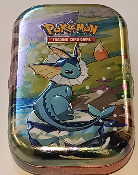 Pokemon Vaporeon Mini Tina Sisaltaa: Vaporeon Mini Tinan 1 Exeggutor V 1 ex tai V kortti 10 Holo tai