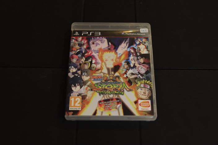 Naruto Shippuden Ultimate Ninja Storm - Revolution kaytetty PS3 Erittain hyvassa kunnossa, sisaltaa Manuaalin