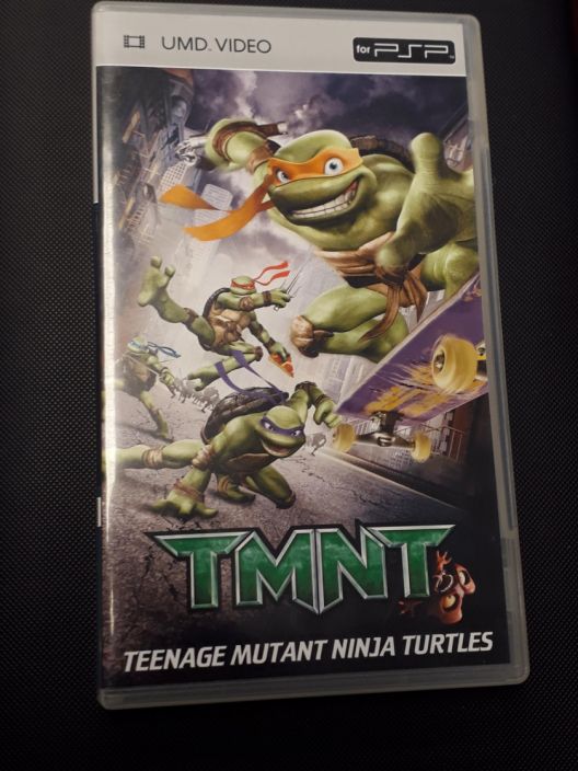 TMNT Teenage Mutant Ninja Turtles kaytetty UMD