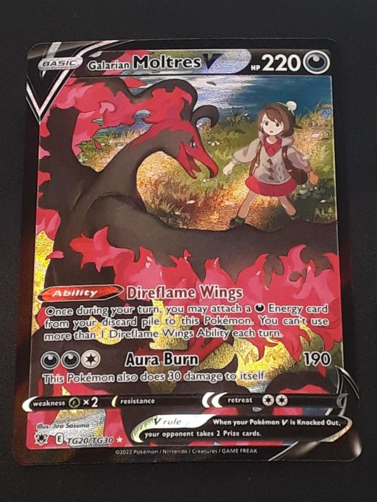 Galarian Moltres V TG20/TG30 Kunto NM/M